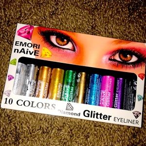 Emori naive diamond glitter eye set bnib